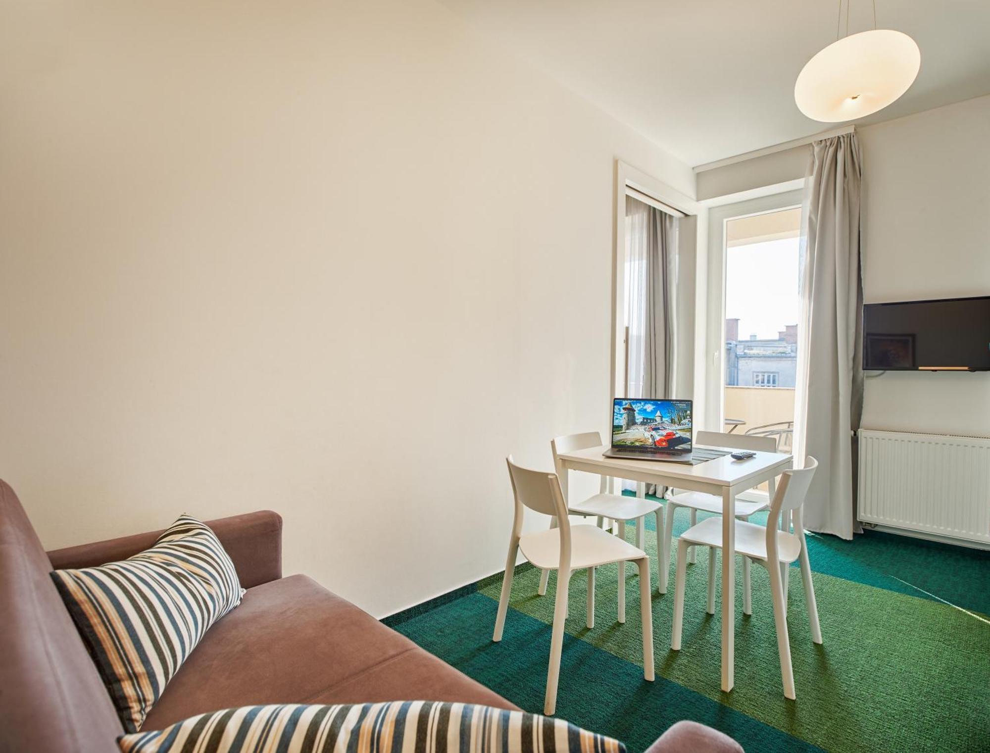 זאגרב Skylux Apartments By Irundo מראה חיצוני תמונה