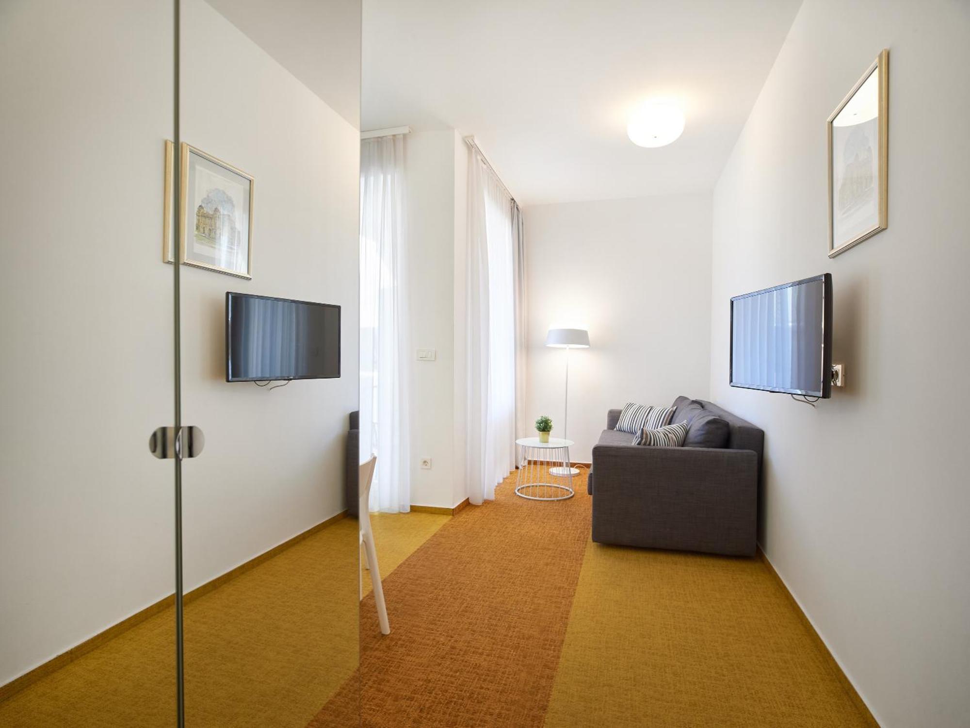 זאגרב Skylux Apartments By Irundo מראה חיצוני תמונה