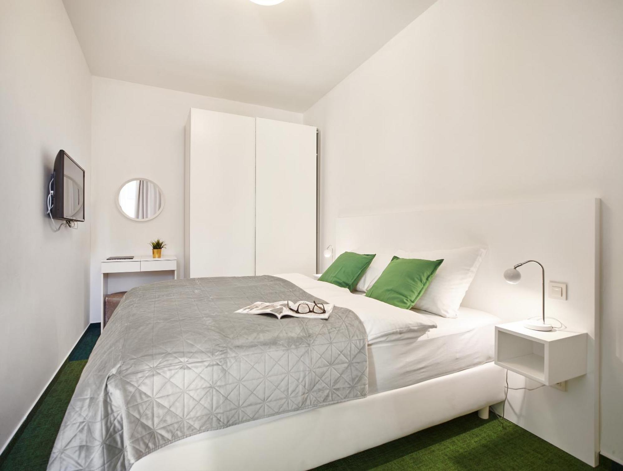 זאגרב Skylux Apartments By Irundo מראה חיצוני תמונה